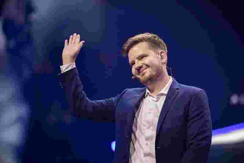 联赛背书 联赛背书