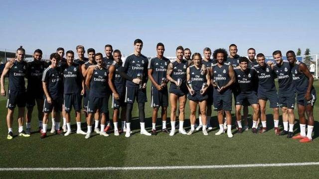 中场轴心的 中场轴心的